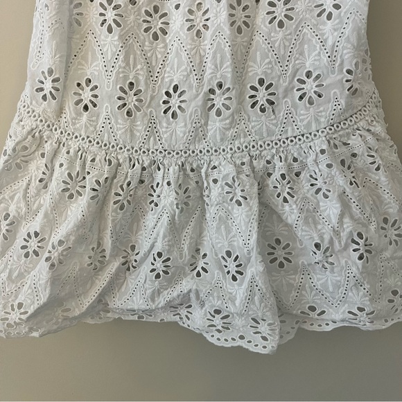 Kate Spade Sleeveless Floral Eyelet White Top Size Small - Picture 9 of 16
